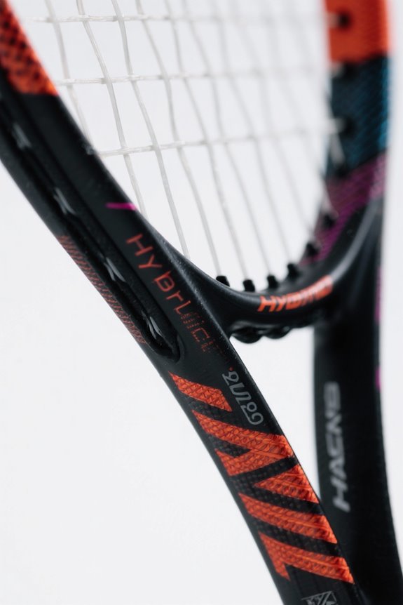 hybrid tennis string selection